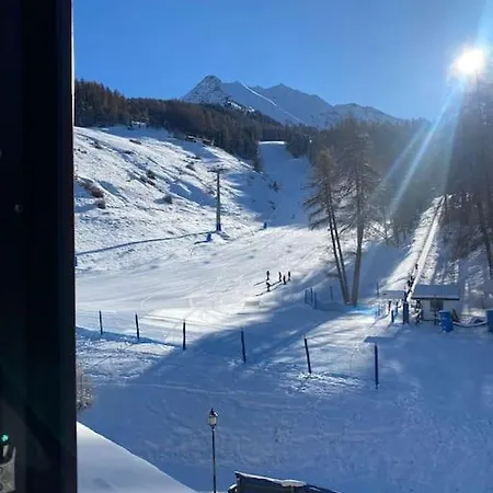 La Finestra Sulla Montagna - The Window On The Mountain *